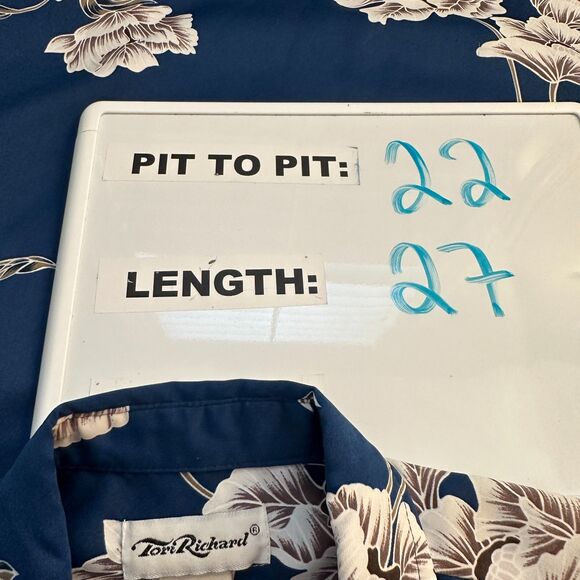 Tori Richard Vintage 1970s Navy Blue Floral Satin Hawaiian Shirt Men's Small - Picture 4 of 5